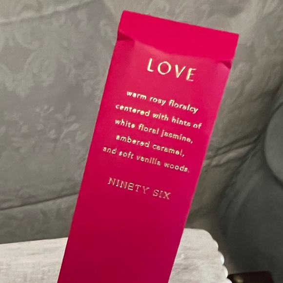 Ninety Six "Love" Diffuser - Picture 4 of 4